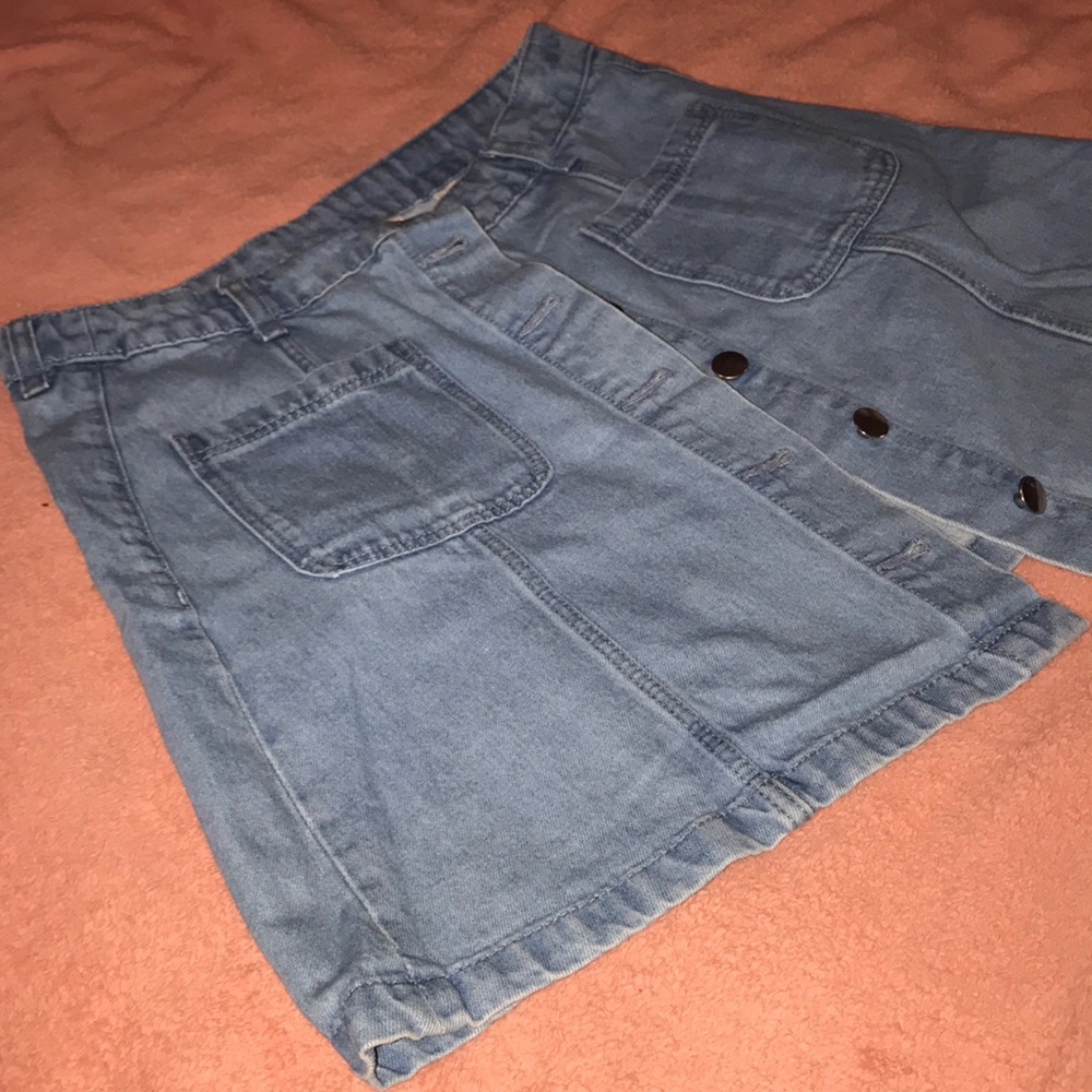 H&M Jean Skirt 🔥